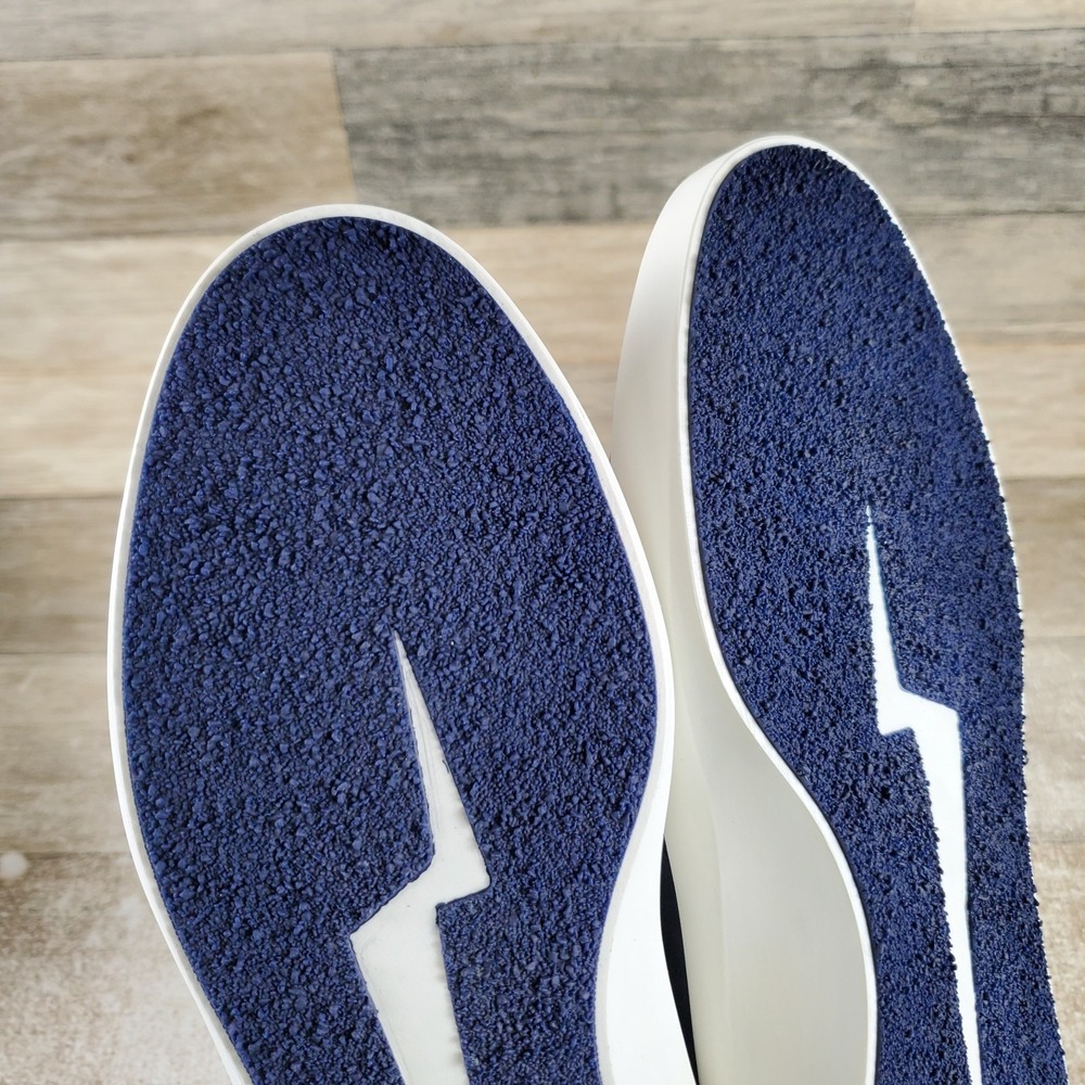 Wolf & Shepherd Cruise Womens Shoes Sz 7 Navy Brilliant White Suede Slip-On - Picture 9 of 10